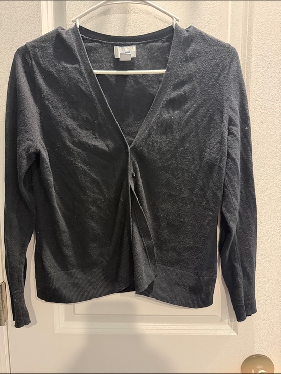 Old Navy Sweaters - Old Navy Black V-Neck Button-Front Cardigan